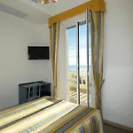 Hotel Centa 3*