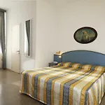 Centa 3* Varazze