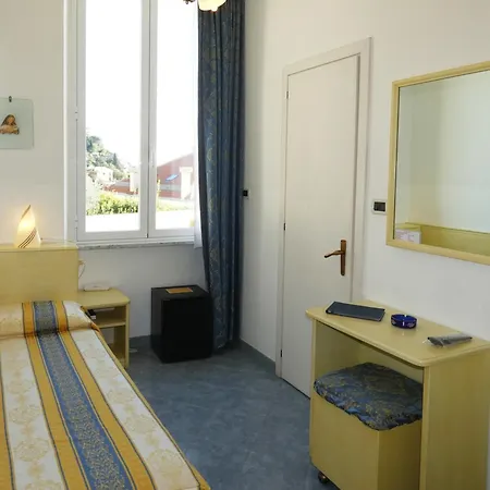 Centa 3* Varazze